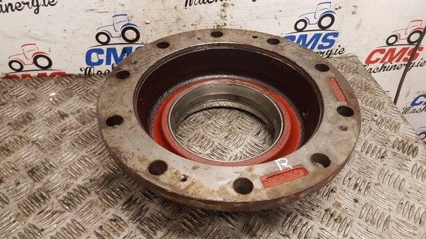 Massey Ferguson 8100 And 8200 Series Hub 3429854m2 - Cubo de roda de Trator: foto 1 Massey Ferguson 8100 And 8200 Series Hub 3429854m2 - Cubo de roda de Trator: foto 1