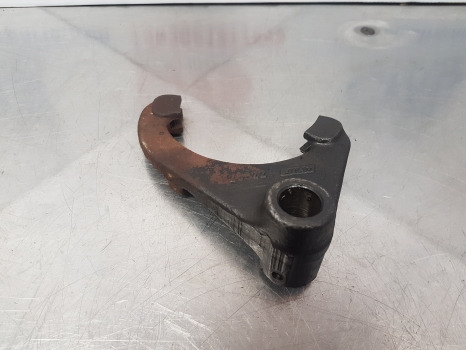 New Holland Fiat Ford 70-90, 30,35 L95, 60-66, 55-66 Transmission Fork 5129822 - Transmissão: foto 3 New Holland Fiat Ford 70-90, 30,35 L95, 60-66, 55-66 Transmission Fork 5129822 - Transmissão: foto 3