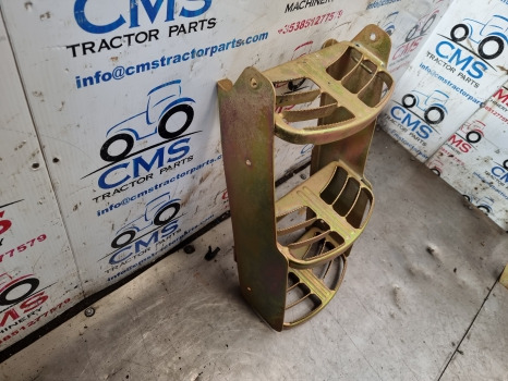 New Holland T5.120, T5, Case Farmall, Cab Footstep, Step Lhs 47655756 - Estribo: foto 3 New Holland T5.120, T5, Case Farmall, Cab Footstep, Step Lhs 47655756 - Estribo: foto 3