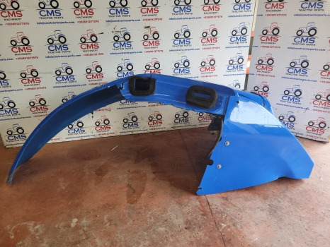 New Holland T5.95, T5.100, T5.110 Cab Rear Mudguard Fender Rhs 47455160, 47939350 - Para-lama: foto 1 New Holland T5.95, T5.100, T5.110 Cab Rear Mudguard Fender Rhs 47455160, 47939350 - Para-lama: foto 1