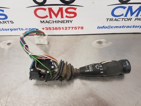 New Holland T5.95, T5.115, T5.105 Windshiel Wiper, Light Switch 84488625 - Sistema elétrico de Trator: foto 1 New Holland T5.95, T5.115, T5.105 Windshiel Wiper, Light Switch 84488625 - Sistema elétrico de Trator: foto 1
