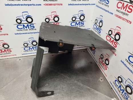 New Holland T6.180, T6, Case Maxxum Series, Fuel Tank Cover 47726503, 48167485 - Tanque de combustível: foto 1 New Holland T6.180, T6, Case Maxxum Series, Fuel Tank Cover 47726503, 48167485 - Tanque de combustível: foto 1