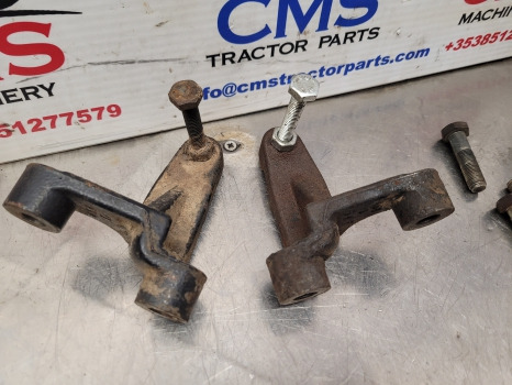 New Holland T7.260, T7040, Case Puma Lwb Front Mudguard Limiter Kit 87475467 - Para-lama: foto 2 New Holland T7.260, T7040, Case Puma Lwb Front Mudguard Limiter Kit 87475467 - Para-lama: foto 2