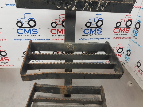 New Holland Tm, 60, Mxm, Fiat M Series Foot Step Assy Rhs 82019808, 82007892 - Estribo: foto 4 New Holland Tm, 60, Mxm, Fiat M Series Foot Step Assy Rhs 82019808, 82007892 - Estribo: foto 4