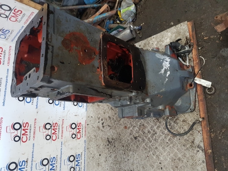 New Holland Tm, 60 Transmission Housing 5164693, 5181429, 5183646, 47125543 - Caixa de câmbio: foto 1 New Holland Tm, 60 Transmission Housing 5164693, 5181429, 5183646, 47125543 - Caixa de câmbio: foto 1