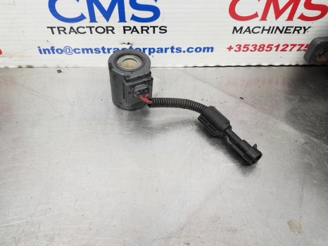 New Holland Tm150, Tm165, Tm115, Tm135 Solenoid Valve 82024727 - Sensor: foto 1 New Holland Tm150, Tm165, Tm115, Tm135 Solenoid Valve 82024727 - Sensor: foto 1