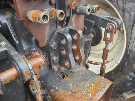Valtra S230, S240, S260, S280 Top Link Bracket V34761900 - Peça de reposição de Máquina agrícola: foto 1 Valtra S230, S240, S260, S280 Top Link Bracket V34761900 - Peça de reposição de Máquina agrícola: foto 1
