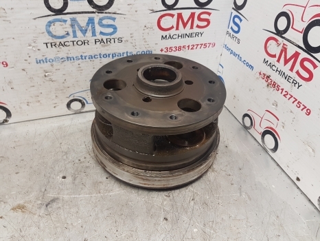 Same Deutz Lamborghini Front Axle Planetary Gears Carrier 0.269.4642.3/30 - Eixo dianteiro de Trator: foto 1 Same Deutz Lamborghini Front Axle Planetary Gears Carrier 0.269.4642.3/30 - Eixo dianteiro de Trator: foto 1