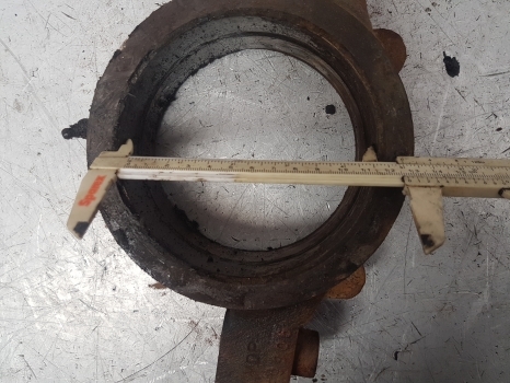 Same Lamborghini Deutz Rubin 120 Front Axle Support 0.011.2344.3/10, 001123440 - Eixo dianteiro de Trator: foto 5 Same Lamborghini Deutz Rubin 120 Front Axle Support 0.011.2344.3/10, 001123440 - Eixo dianteiro de Trator: foto 5