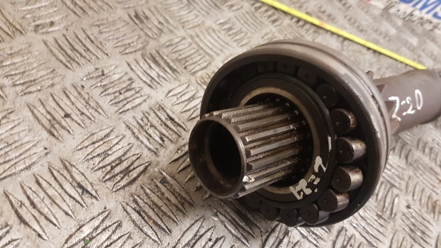 Same Rubin 120, 150, Iron, Silver, Titan Transmission Main Shaft 0.008.4516.3/80 - Transmissão de Trator: foto 5 Same Rubin 120, 150, Iron, Silver, Titan Transmission Main Shaft 0.008.4516.3/80 - Transmissão de Trator: foto 5
