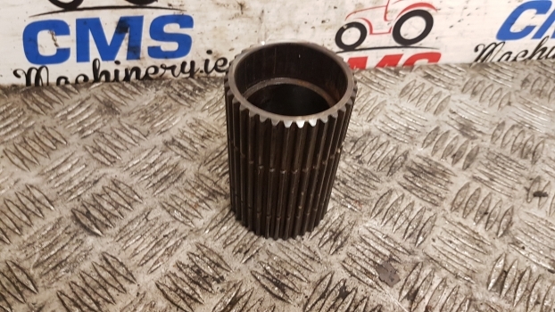 Same Rubin 120 Iron, Silver, Titan Series Transmission Gear Z34 0.0084499.0/10 - Transmissão de Trator: foto 3 Same Rubin 120 Iron, Silver, Titan Series Transmission Gear Z34 0.0084499.0/10 - Transmissão de Trator: foto 3