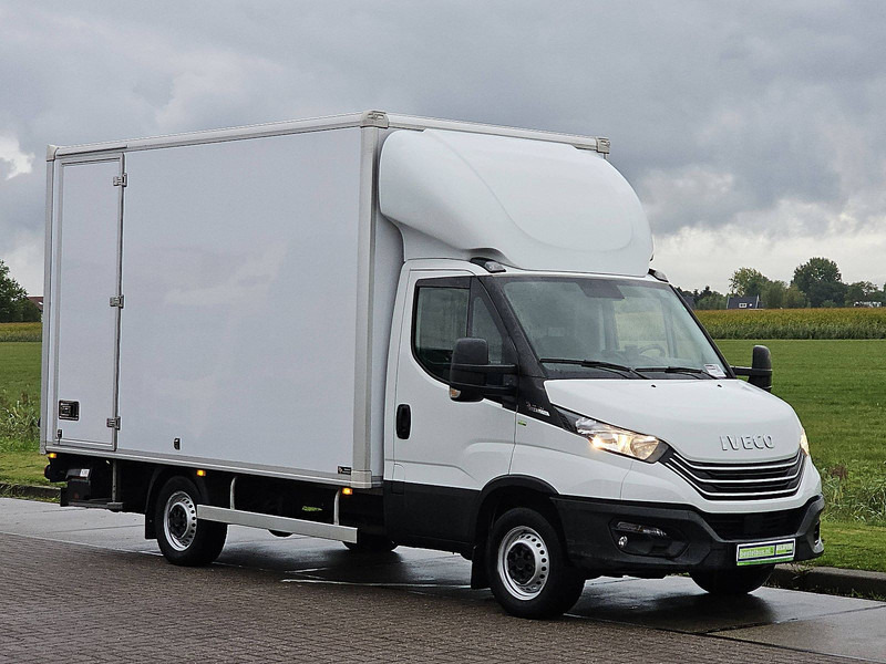 Iveco Daily 35S18 ac automaat EURO6 - Carrinha de contentor: foto 4 Iveco Daily 35S18 ac automaat EURO6 - Carrinha de contentor: foto 4