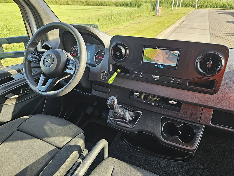 Locação de Mercedes-Benz Sprinter 317 Bakwagen Laadklep! Mercedes-Benz Sprinter 317 Bakwagen Laadklep!: foto 7