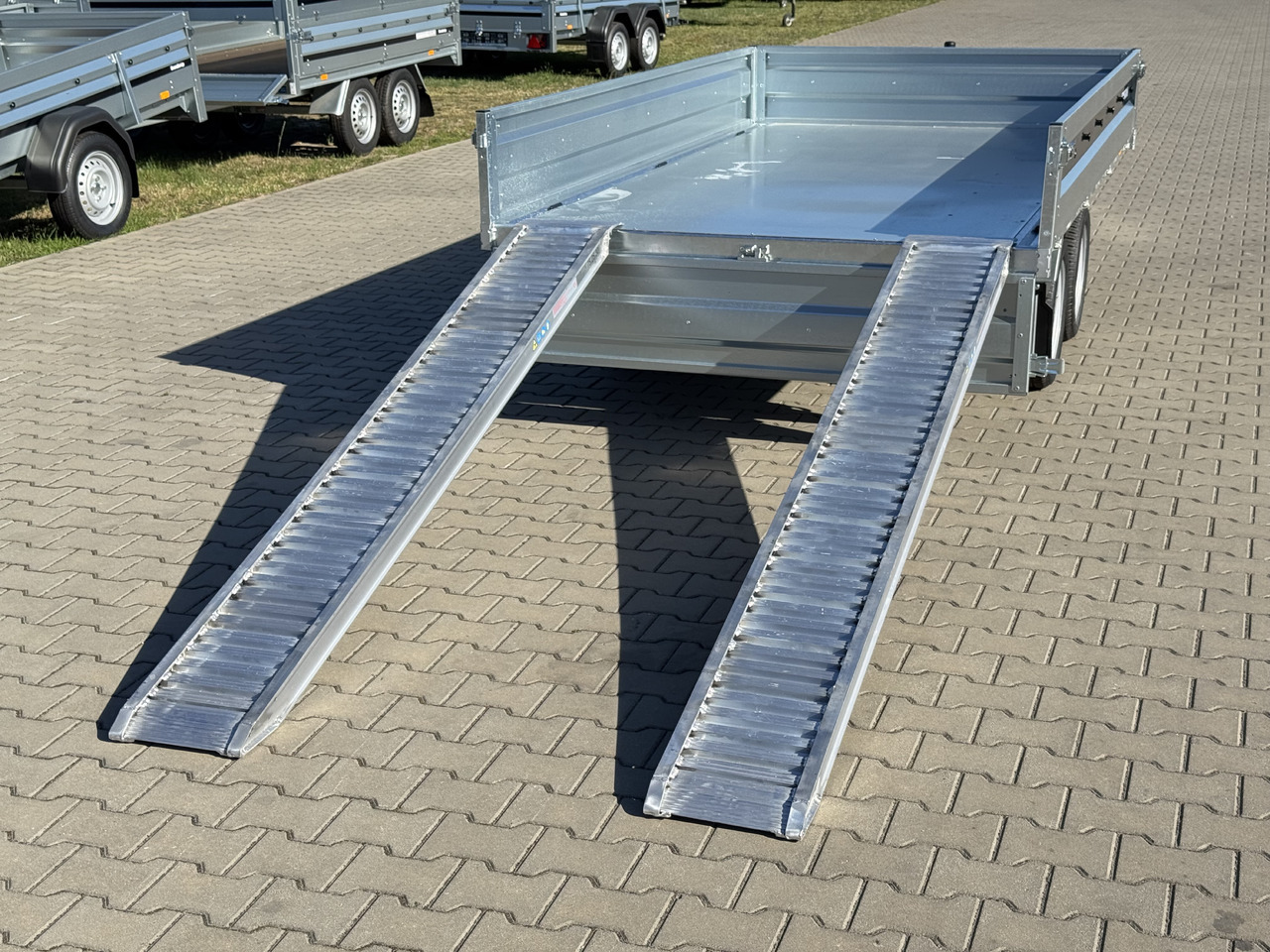 Reboque basculante nuevo BRENDERUP BT4310STB2700 + najazdy ALU | 308 x 168 cm | 2700kg: foto 15