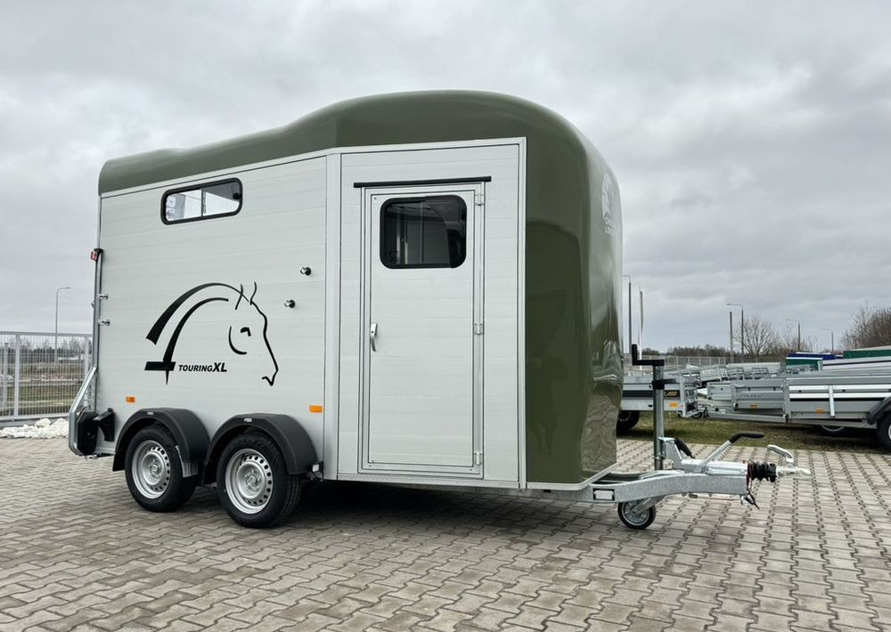 CHEVAL LIBERTÉ Touring Country XL przyczepa na dwa konie | duża siodlarnia | drzwi boczne | rampa przednia | 387×179 cm | ALUMINIOWA | Debon | dostawa | mocna i solidna | - Reboque para cavalos: foto 4 CHEVAL LIBERTÉ Touring Country XL przyczepa na dwa konie | duża siodlarnia | drzwi boczne | rampa przednia | 387×179 cm | ALUMINIOWA | Debon | dostawa | mocna i solidna | - Reboque para cavalos: foto 4
