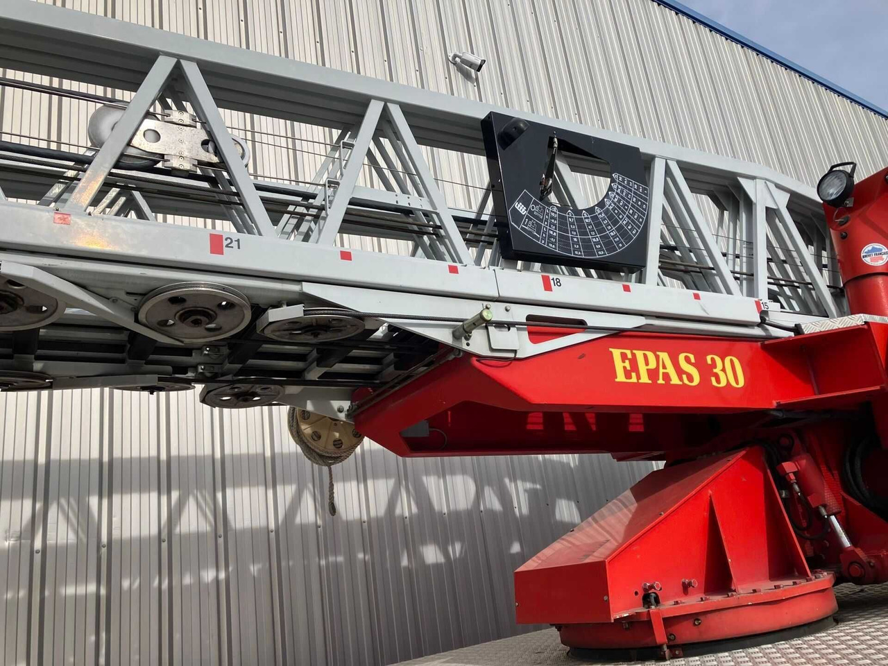 Drabina strażacka 30 m , IVECO Eurocargo Tector 130E24, Camiva EPAS 30 - Carro de bombeiro: foto 4 Drabina strażacka 30 m , IVECO Eurocargo Tector 130E24, Camiva EPAS 30 - Carro de bombeiro: foto 4