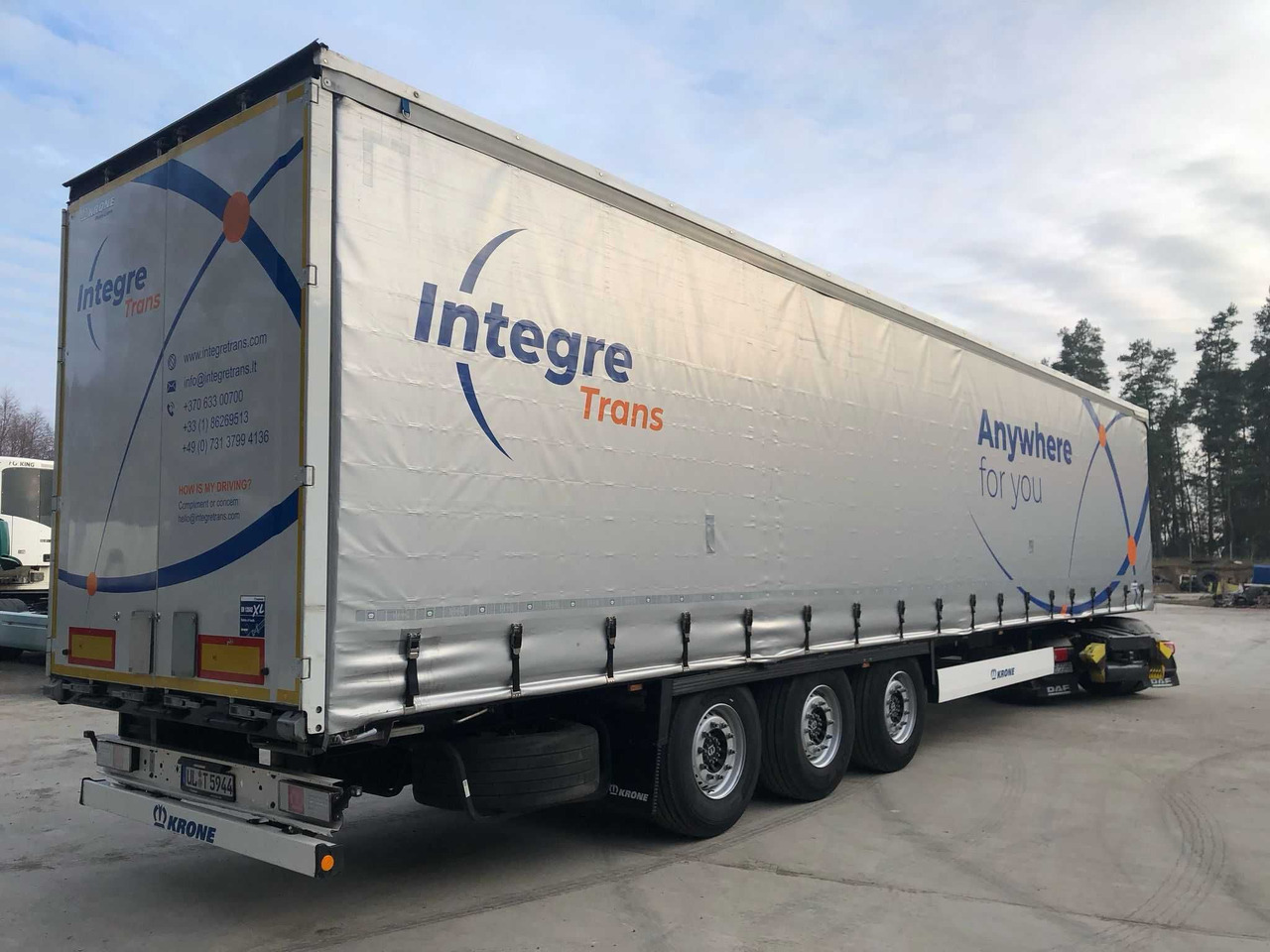 Krone 2023 rok, 93 m3,waga 6200 kg,Certyfikat XL, Multilock, z Niemiec - Semi-reboque de lona: foto 3 Krone 2023 rok, 93 m3,waga 6200 kg,Certyfikat XL, Multilock, z Niemiec - Semi-reboque de lona: foto 3