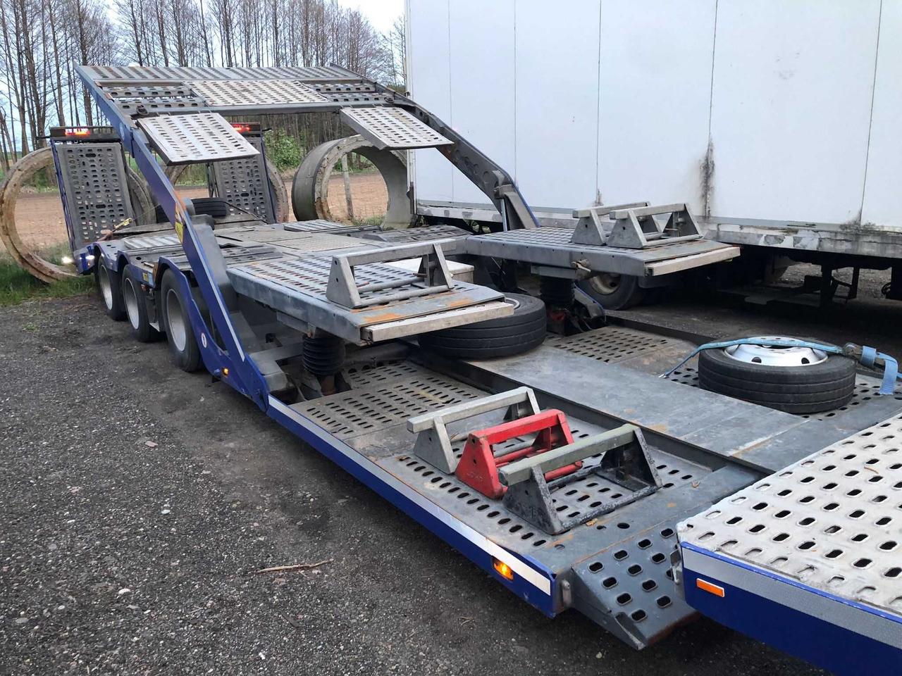 MAN TGA 26.440, Euro 5, FVG Autotransporter Autolaweta zestaw 6 osi - Caminhão transporte de veículos: foto 3 MAN TGA 26.440, Euro 5, FVG Autotransporter Autolaweta zestaw 6 osi - Caminhão transporte de veículos: foto 3