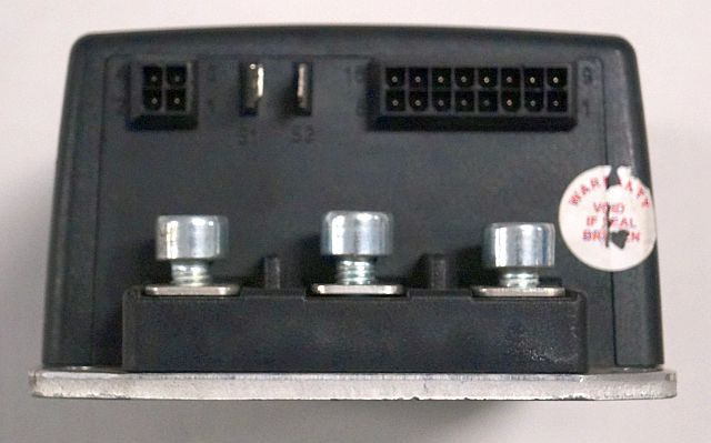 BT 169072-006 | Curtis 24/36V 200A from SWE080 year 2006 - Centralina electrónica de Equipamento de movimentação: foto 2 BT 169072-006 | Curtis 24/36V 200A from SWE080 year 2006 - Centralina electrónica de Equipamento de movimentação: foto 2