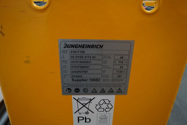 Jungheinrich unknown | Battery 48V775Ah 05-EPZS775SC Year 2024 weight 1135 kg sn - Bateria automotiva de Equipamento de movimentação: foto 4 Jungheinrich unknown | Battery 48V775Ah 05-EPZS775SC Year 2024 weight 1135 kg sn - Bateria automotiva de Equipamento de movimentação: foto 4
