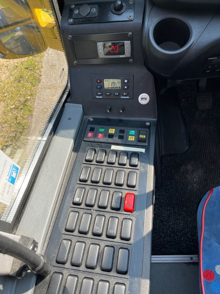 Locação de  Iveco Rosero First / 24+1+1 / Telma/ EURO6 Iveco Rosero First / 24+1+1 / Telma/ EURO6: foto 22