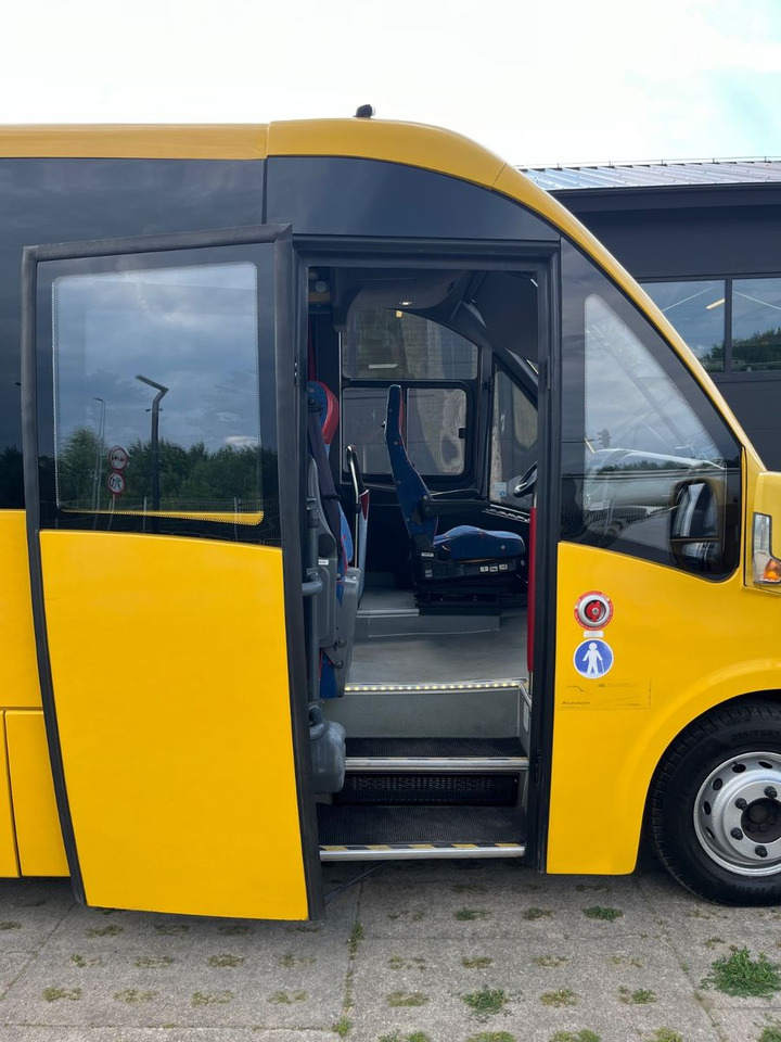 Locação de  Iveco Rosero First / 24+1+1 / Telma/ EURO6 Iveco Rosero First / 24+1+1 / Telma/ EURO6: foto 10