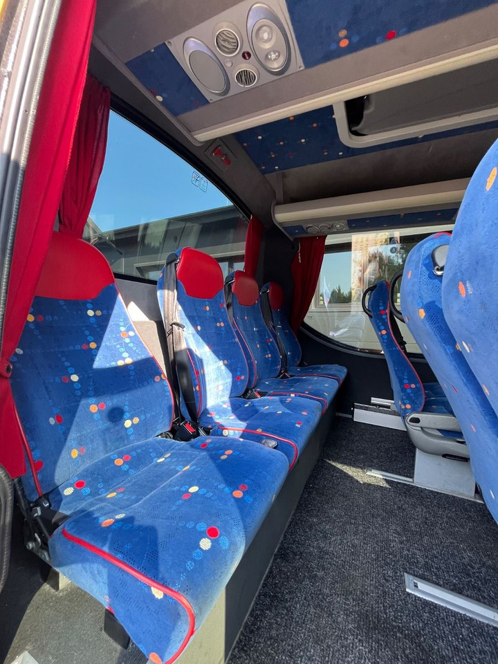 Locação de  Iveco Rosero First / 24+1+1 / Telma/ EURO6 Iveco Rosero First / 24+1+1 / Telma/ EURO6: foto 12