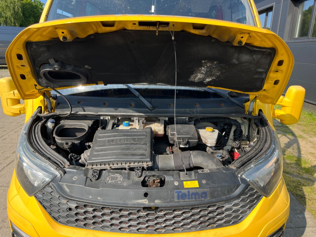 Locação de  Iveco Rosero First / 24+1+1 / Telma/ EURO6 Iveco Rosero First / 24+1+1 / Telma/ EURO6: foto 30