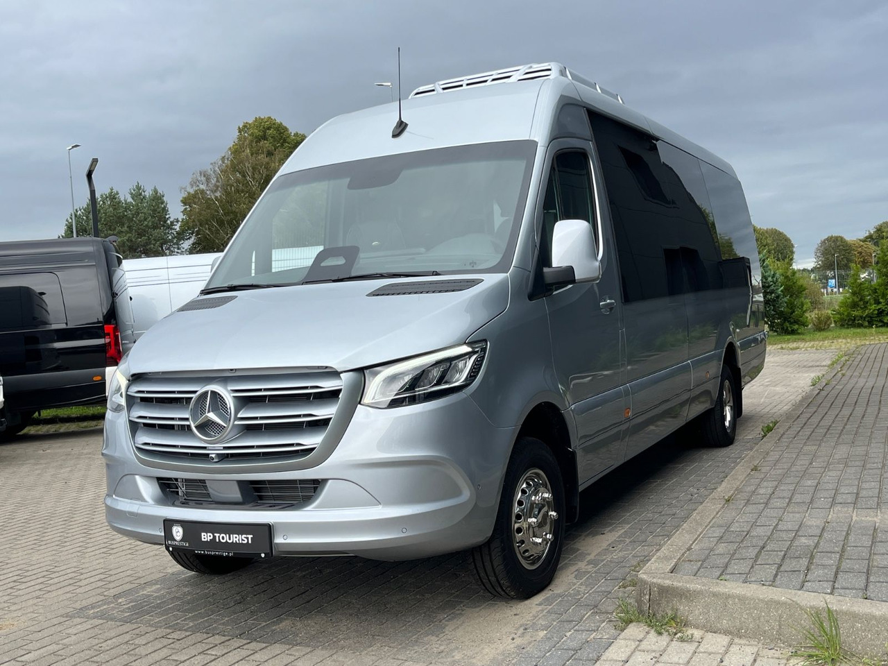 Mercedes-Benz Sprinter 519 TRANSFER XL / 22+1+1 / ON STOCK!!! Mercedes-Benz Sprinter 519 TOURIST XL/ 21-24 Seats/ IN STOCK! - Micro-ônibus, Furgão de passageiros: foto 3 Mercedes-Benz Sprinter 519 TRANSFER XL / 22+1+1 / ON STOCK!!! Mercedes-Benz Sprinter 519 TOURIST XL/ 21-24 Seats/ IN STOCK! - Micro-ônibus, Furgão de passageiros: foto 3