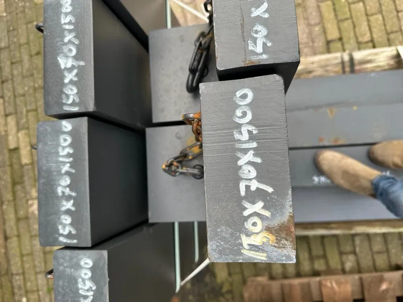 Diversen Volvo Palletvorken - Carregadeira de rodas: foto 2 Diversen Volvo Palletvorken - Carregadeira de rodas: foto 2