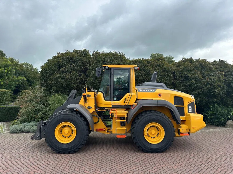 Volvo L110 H Unused 3 units directly availlable - Carregadeira de rodas: foto 1 Volvo L110 H Unused 3 units directly availlable - Carregadeira de rodas: foto 1