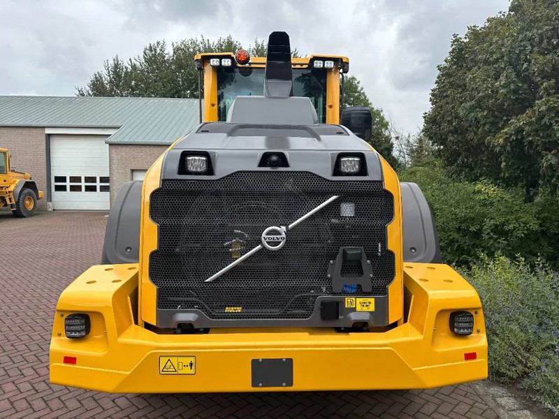 Volvo L110 H Unused 3 units directly availlable - Carregadeira de rodas: foto 4 Volvo L110 H Unused 3 units directly availlable - Carregadeira de rodas: foto 4