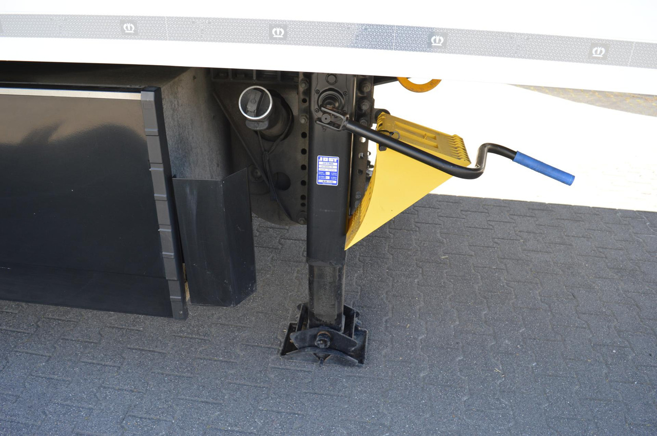Krone SDR Cool Liner FP 60 ThermoKing SLXi 300 - Semireboque frigorífico: foto 4 Krone SDR Cool Liner FP 60 ThermoKing SLXi 300 - Semireboque frigorífico: foto 4