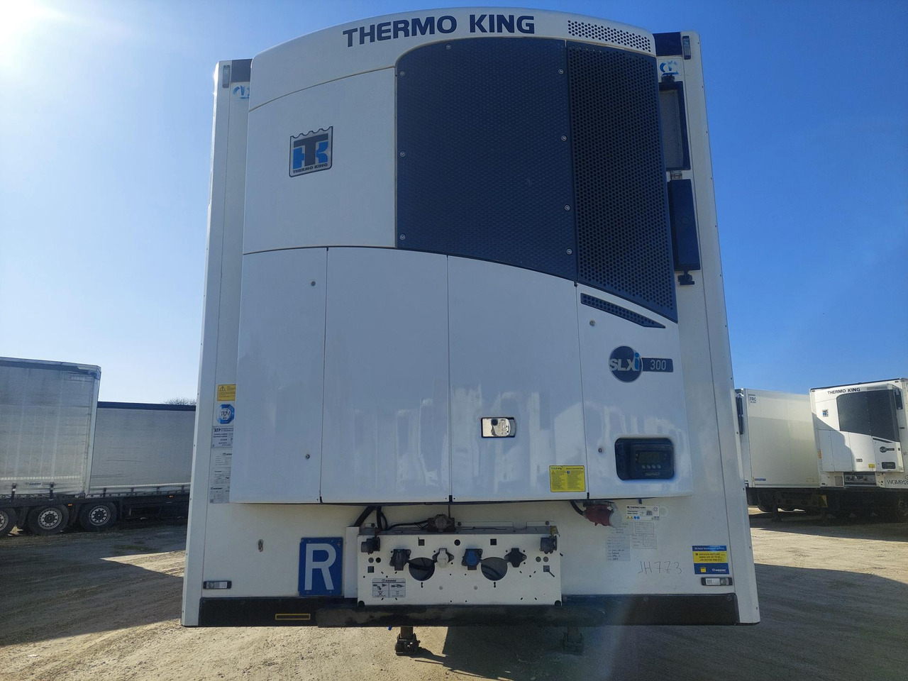Krone SDR Double Deck Cool Liner FP45 ThermoKing SLXi 300 Lifting Axle - Semireboque frigorífico: foto 1 Krone SDR Double Deck Cool Liner FP45 ThermoKing SLXi 300 Lifting Axle - Semireboque frigorífico: foto 1