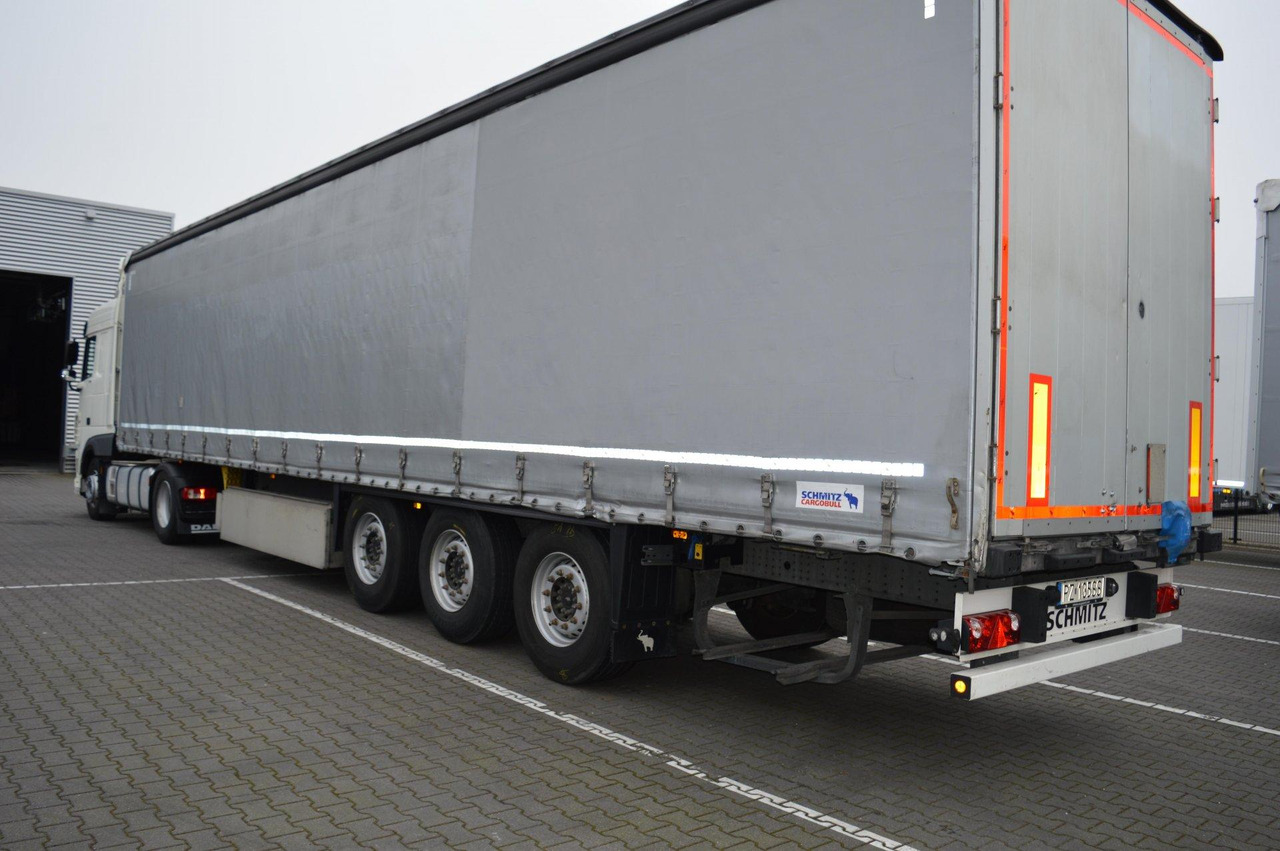 Schmitz Cargobull SCS24/L Lifting Axle - Semi-reboque de lona: foto 4 Schmitz Cargobull SCS24/L Lifting Axle - Semi-reboque de lona: foto 4