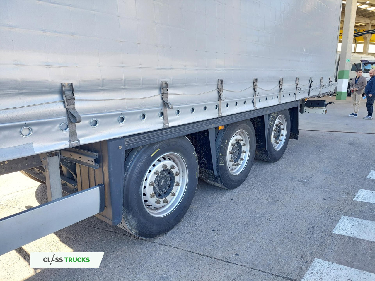 Schmitz Cargobull SCS24/L Varios - Semi-reboque de lona: foto 4 Schmitz Cargobull SCS24/L Varios - Semi-reboque de lona: foto 4