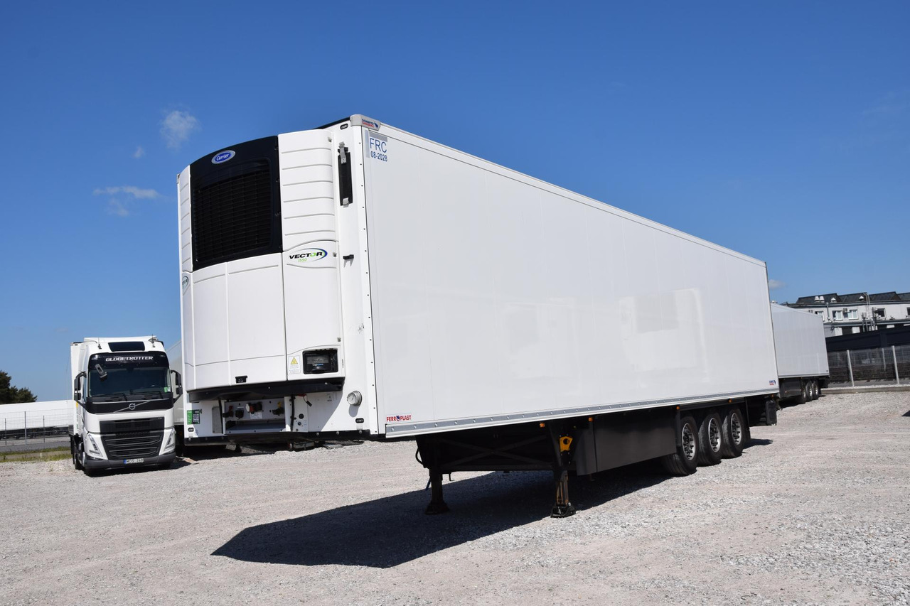 Schmitz Cargobull SKO FP 45 Carrier Vector 1550 - Semireboque frigorífico: foto 1 Schmitz Cargobull SKO FP 45 Carrier Vector 1550 - Semireboque frigorífico: foto 1