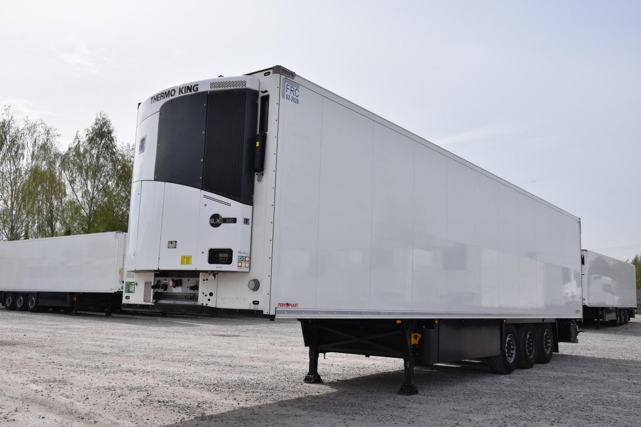 Schmitz Cargobull SKO FP 45 ThermoKing SLXi 300 - Semireboque frigorífico: foto 1 Schmitz Cargobull SKO FP 45 ThermoKing SLXi 300 - Semireboque frigorífico: foto 1