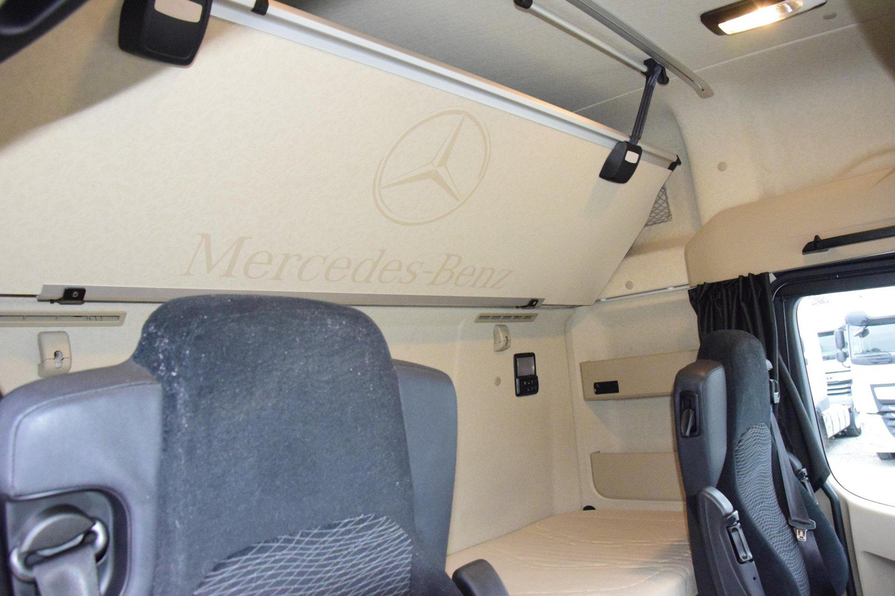Tractor Mercedes-Benz Actros 5 1845 BigSpace: foto 13