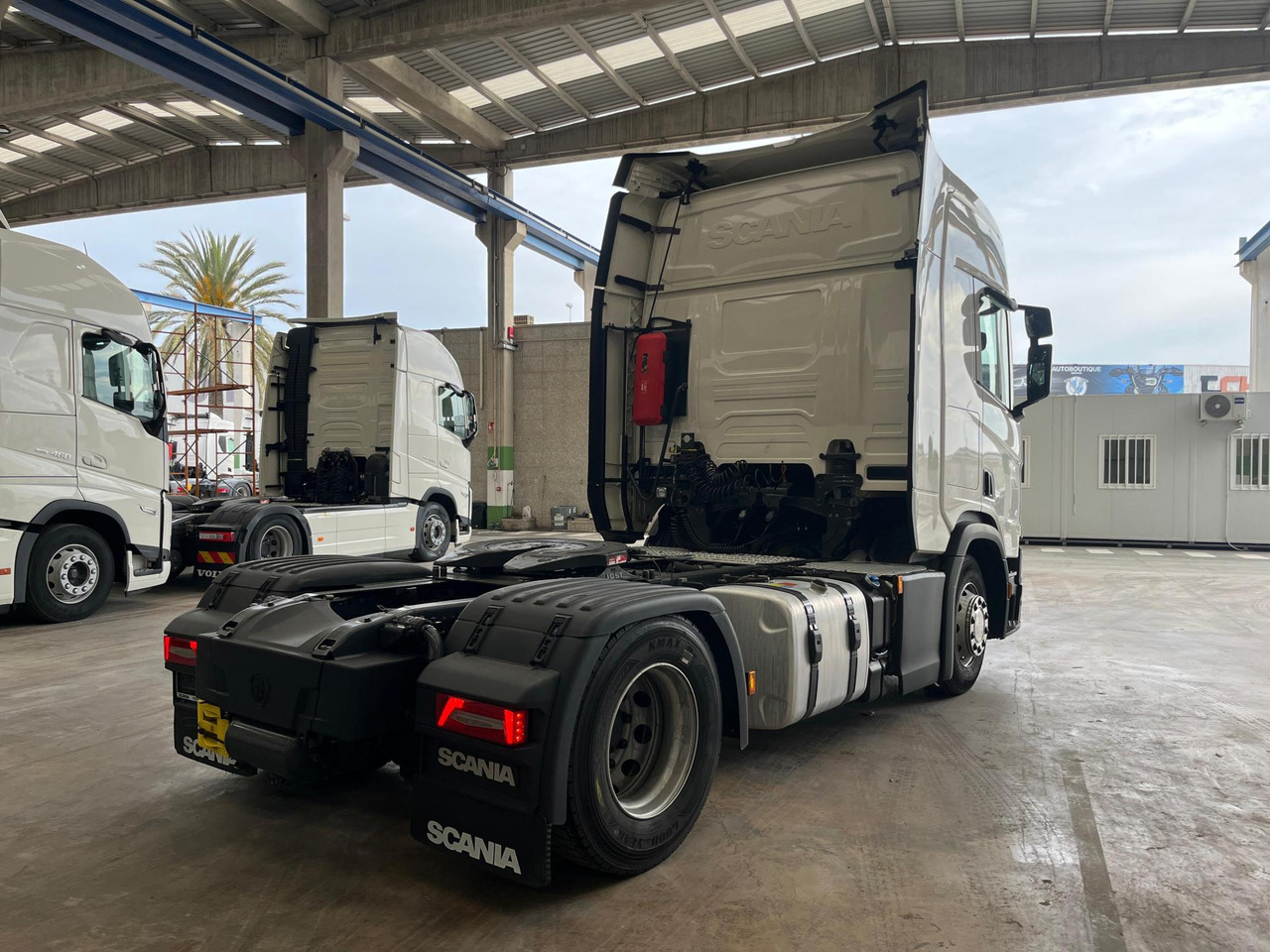 Scania R450 CR20H Retarder - Tractor: foto 2 Scania R450 CR20H Retarder - Tractor: foto 2