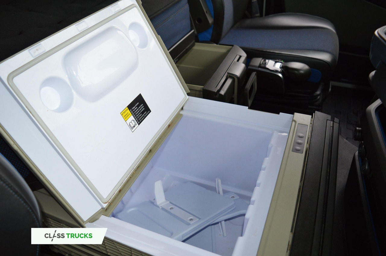 Tractor Volvo FH 460 Globetrotter XL i-Save: foto 16 Tractor Volvo FH 460 Globetrotter XL i-Save: foto 16