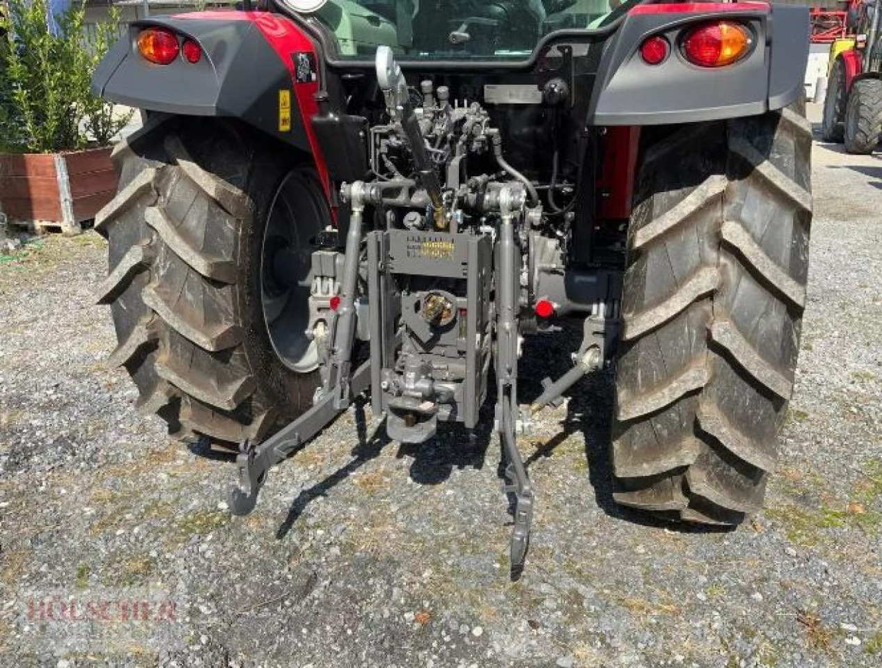Massey Ferguson MF 4708 M mit Frontlader - Trator: foto 3 Massey Ferguson MF 4708 M mit Frontlader - Trator: foto 3