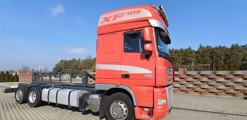 DAF XF510 /SKRĘTNA PODNOSZONA OŚ/6X2 - Caminhão chassi: foto 2 DAF XF510 /SKRĘTNA PODNOSZONA OŚ/6X2 - Caminhão chassi: foto 2