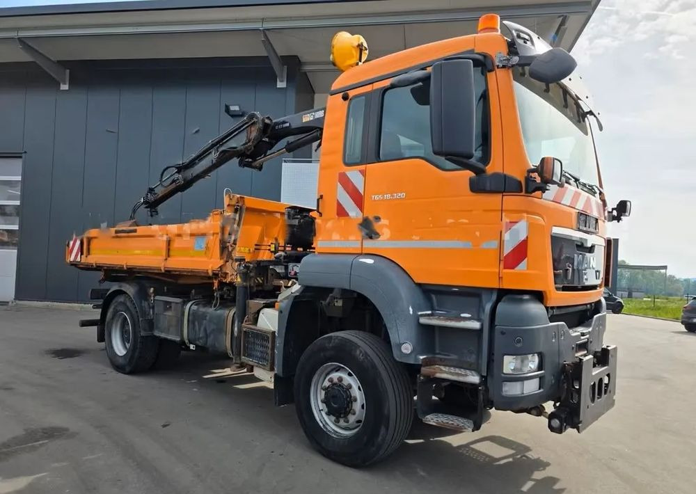 MAN TGS 18.320 4x4 – Wywrotka trójstronna Meiller + Kran HIAB | Komunalny | Euro 5 - Caminhão basculante: foto 3 MAN TGS 18.320 4x4 – Wywrotka trójstronna Meiller + Kran HIAB | Komunalny | Euro 5 - Caminhão basculante: foto 3