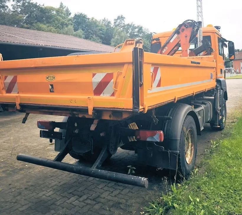 MAN TGS (2012) 18.320 4x4 – Wywrotka trójstronna + Kran Atlas | Komunalny | Euro 5 - Caminhão basculante: foto 2 MAN TGS (2012) 18.320 4x4 – Wywrotka trójstronna + Kran Atlas | Komunalny | Euro 5 - Caminhão basculante: foto 2