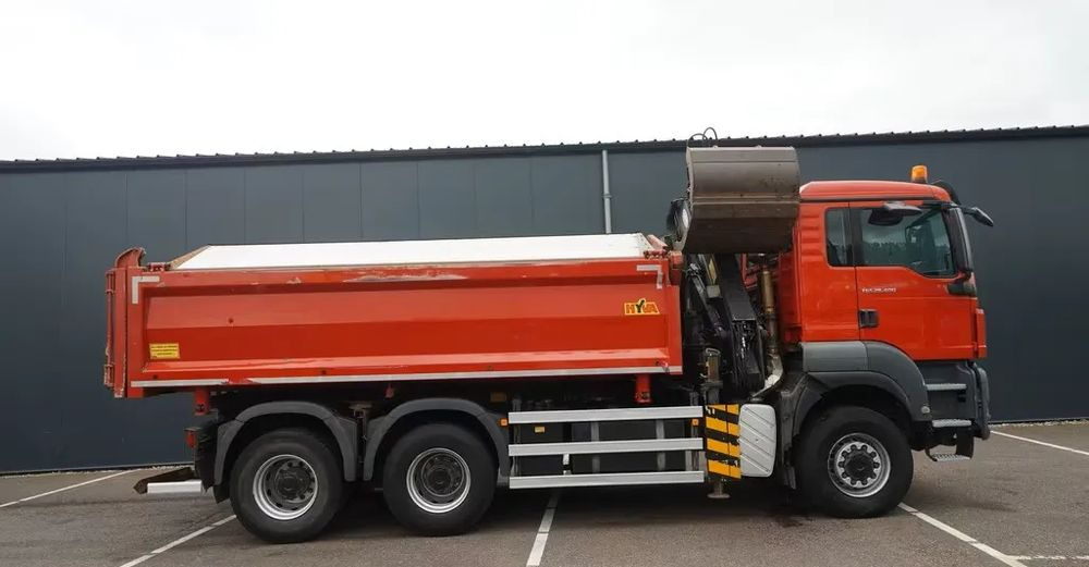 MAN TGS 28.400 / 6x6 / WYWROTKA 2-STRONNA Z HDS HMF 1643 Z2/ EURO 5 - Caminhão basculante: foto 4 MAN TGS 28.400 / 6x6 / WYWROTKA 2-STRONNA Z HDS HMF 1643 Z2/ EURO 5 - Caminhão basculante: foto 4