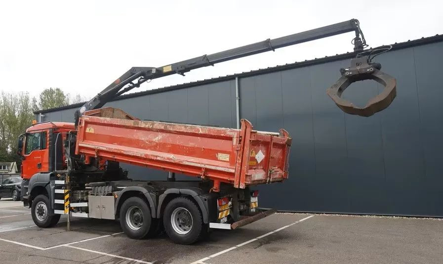 MAN TGS 28.400 / 6x6 / WYWROTKA 2-STRONNA Z HDS HMF 1643 Z2/ EURO 5 - Caminhão basculante: foto 2 MAN TGS 28.400 / 6x6 / WYWROTKA 2-STRONNA Z HDS HMF 1643 Z2/ EURO 5 - Caminhão basculante: foto 2