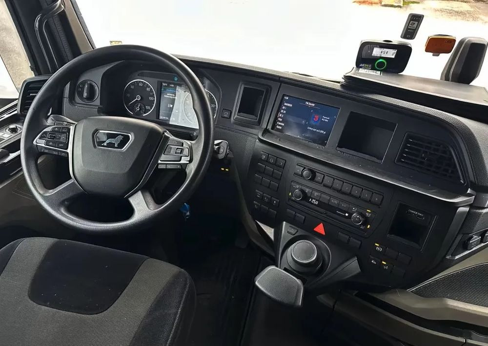 MAN TGX 26.470 6x2 | BDF | Oś podnoszona + skrętna | Retarder | Euro 6 | Automatyczna klimatyzacja | Napęd na tylne koła - Caminhão chassi: foto 5 MAN TGX 26.470 6x2 | BDF | Oś podnoszona + skrętna | Retarder | Euro 6 | Automatyczna klimatyzacja | Napęd na tylne koła - Caminhão chassi: foto 5