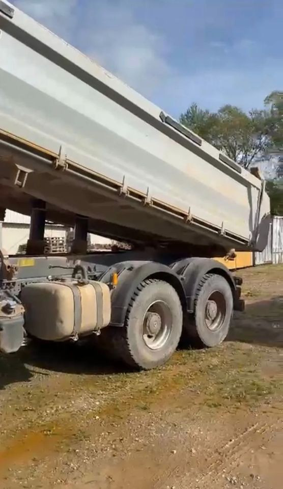 Mercedes-Benz AROCS 4143 8x4 | BORTMATIC - wywrotka trójstronna | Retarder |Zawieszenie na resorach | - Caminhão basculante: foto 4 Mercedes-Benz AROCS 4143 8x4 | BORTMATIC - wywrotka trójstronna | Retarder |Zawieszenie na resorach | - Caminhão basculante: foto 4