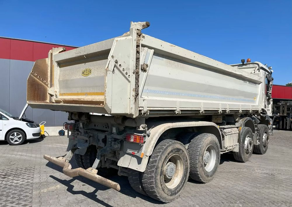 Caminhão basculante Mercedes-Benz Arocs 3246 / 8x4 / Trójstronna Wywrotka / Bordmatic / Euro 6 / Uszkodzony: foto 6